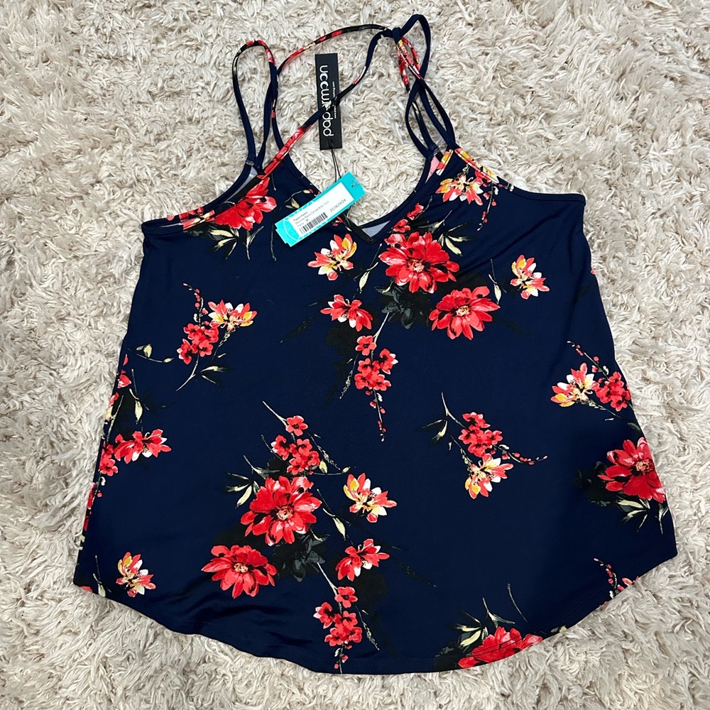 Papermoon Women's Floral Navy Camisole - NWT